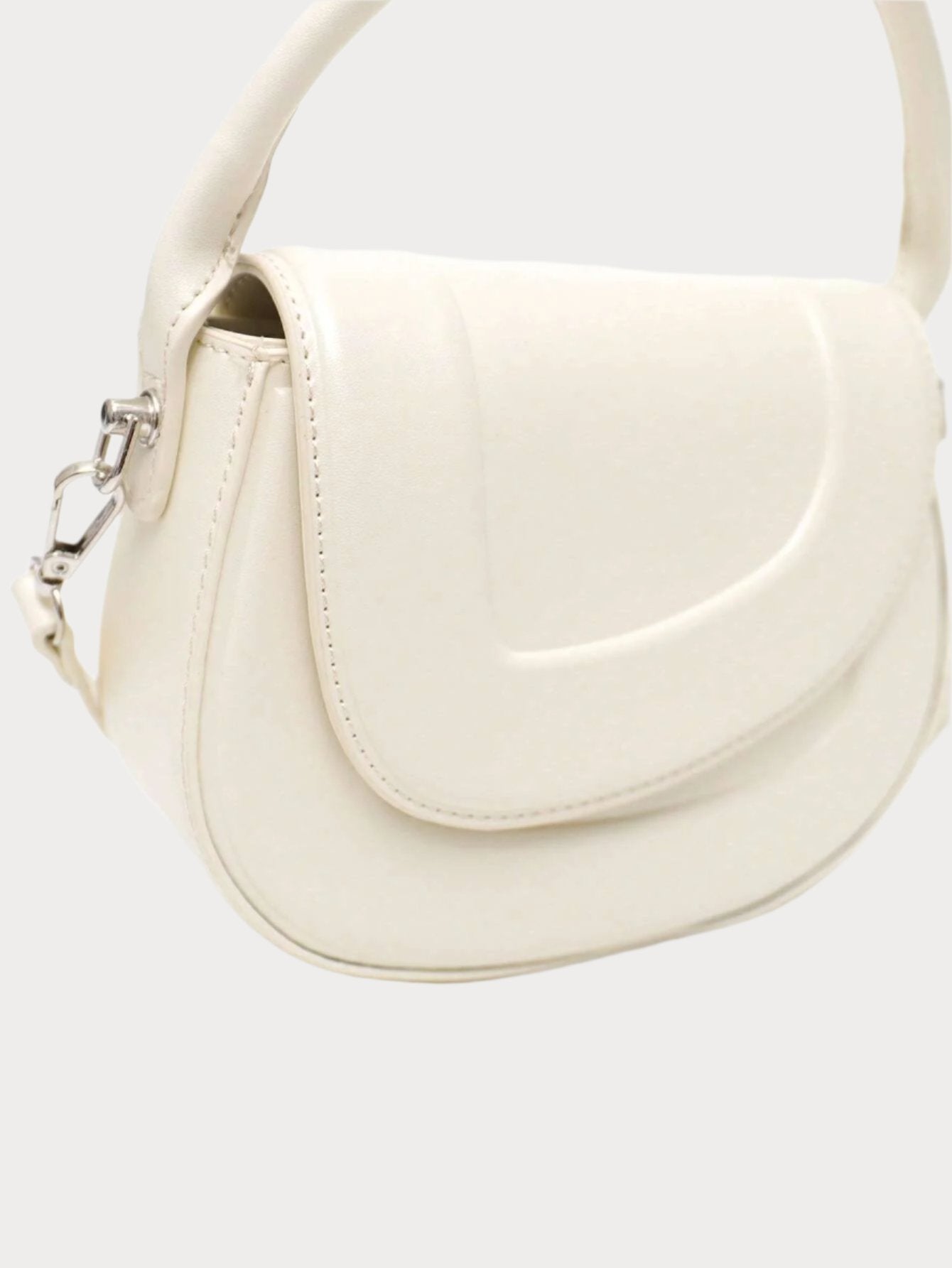 Minimalist Luxury Bag with Clean Lines