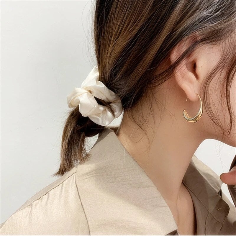 Alba – Luxury Two-Tone Earrings in Gold & Silver