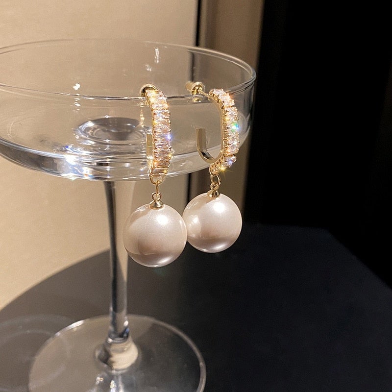 Elena – Luxury Pearl & Cubic Zirconia Earrings