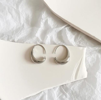 Alba – Luxury Two-Tone Earrings in Gold & Silver