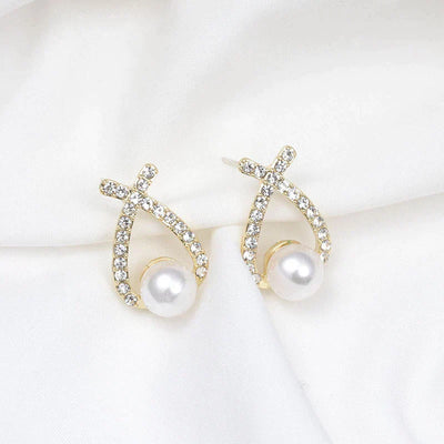 Luce – Pearl Earrings with Sparkling Accents