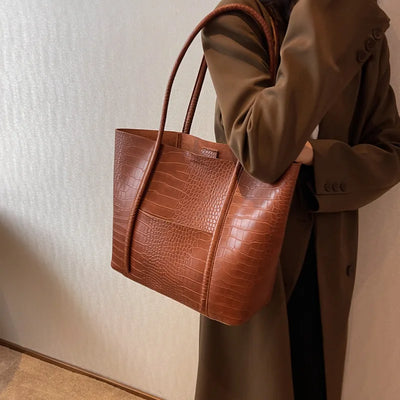 Vintage-Style Luxury Shoulder Bag