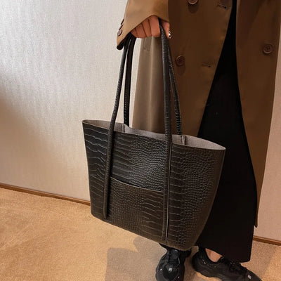 Vintage-Style Luxury Shoulder Bag