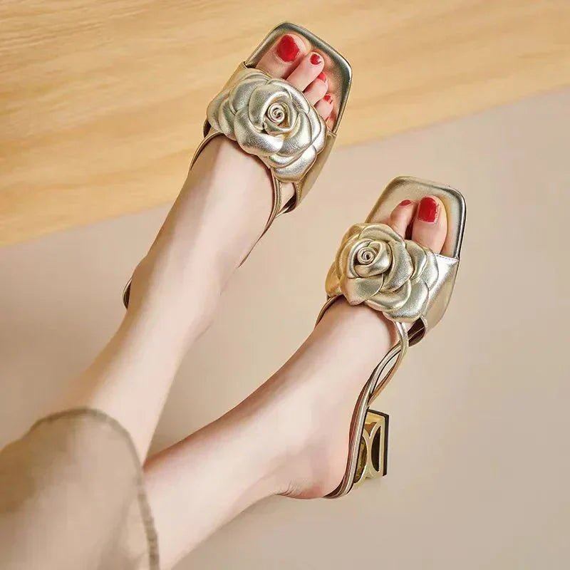 Femke - Dera Floral Sandals