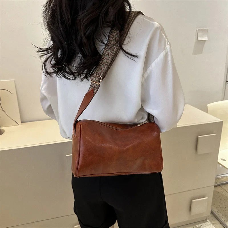 Vintage-Style Luxury Leather Crossbody Bag