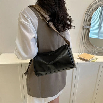 Vintage-Style Luxury Leather Crossbody Bag