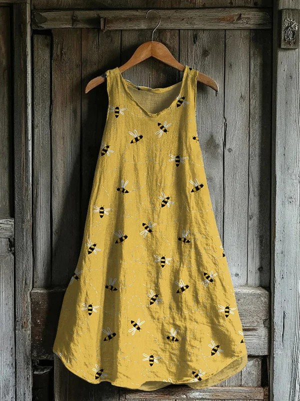 Elena – Sleeveless Bee Print Dress