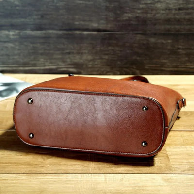 Vintage-Style Luxury Crossbody Bag