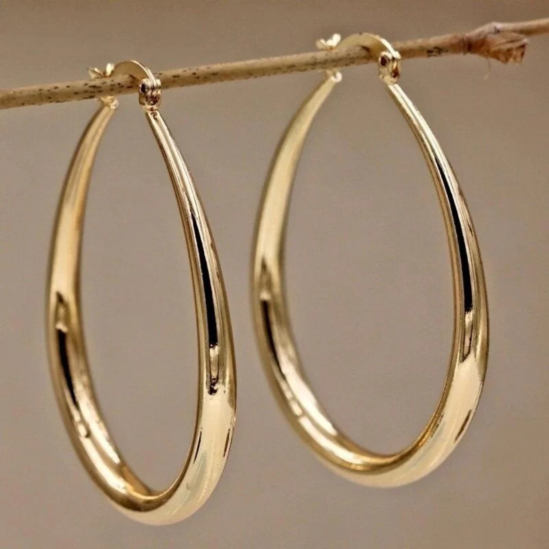 Rita – Vintage-Style Golden Earrings