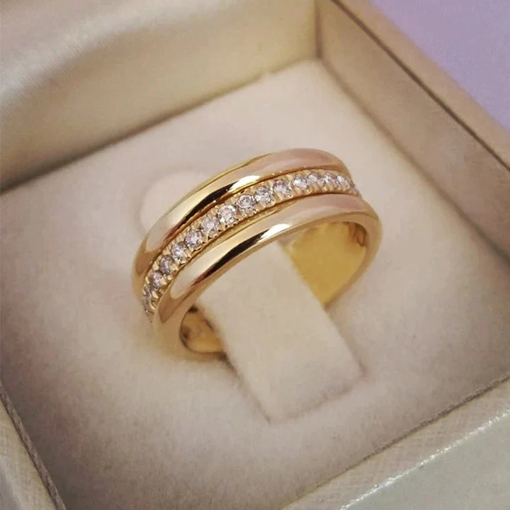 Alma – Elegant Ring with Twin Sparkling Zircons