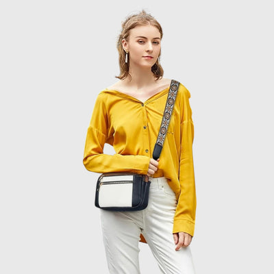Kaia - Refined Shoulder Bag